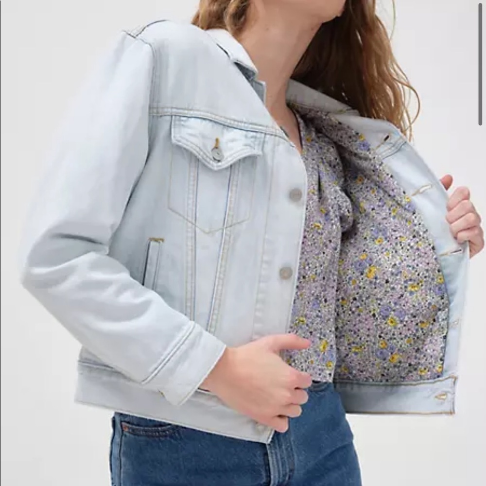 Levi’s Trucker Jacket